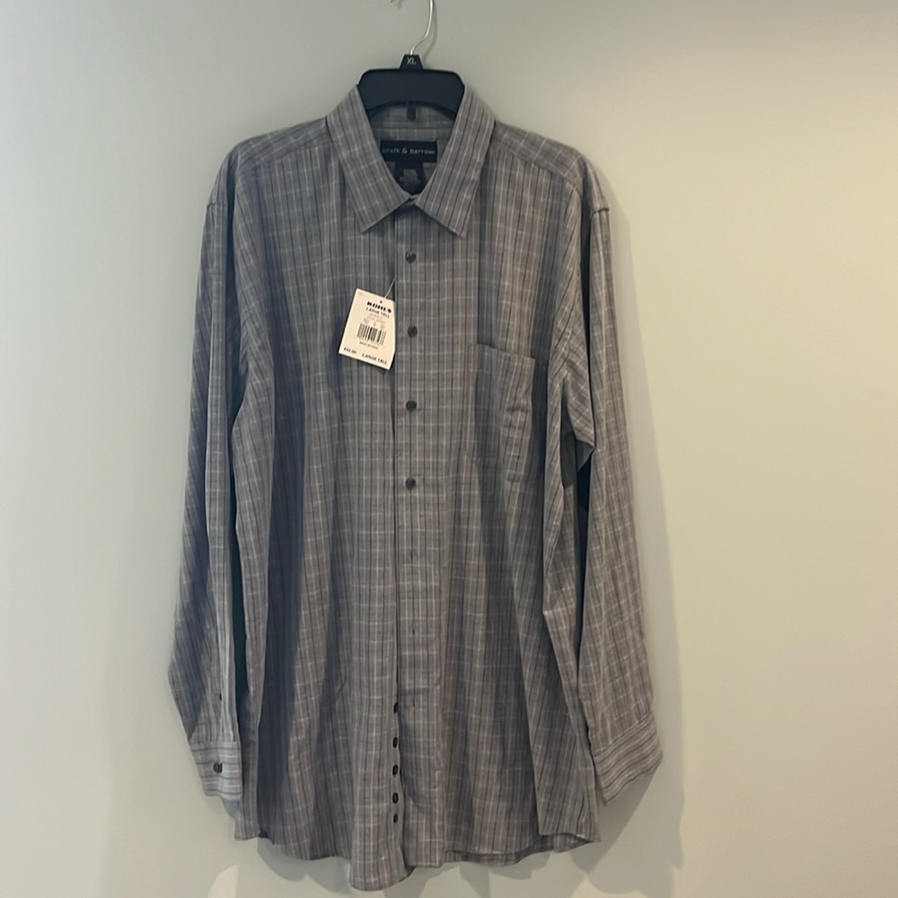 Men’s long sleeve button up. New